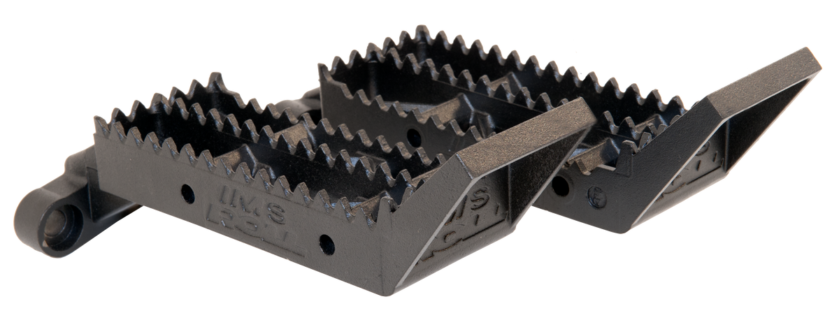 ROLL DESIGN 88-89 TRX250R FOOTPEGS W/ KICKUP – roll design